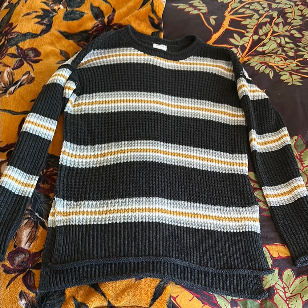 Like new Striped Black and Cream Sweater